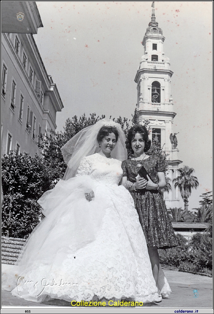 Sposa Emilia Calderano con Pinuccia De Pasquale 19-7-1963.jpeg