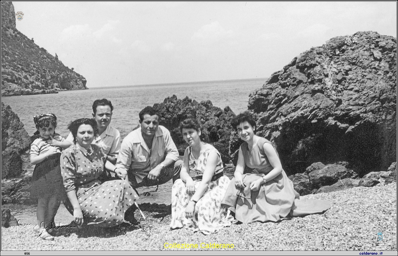 Chantal, Maria, Janou, Peppino, Titina e Pinuccia 1959.jpg