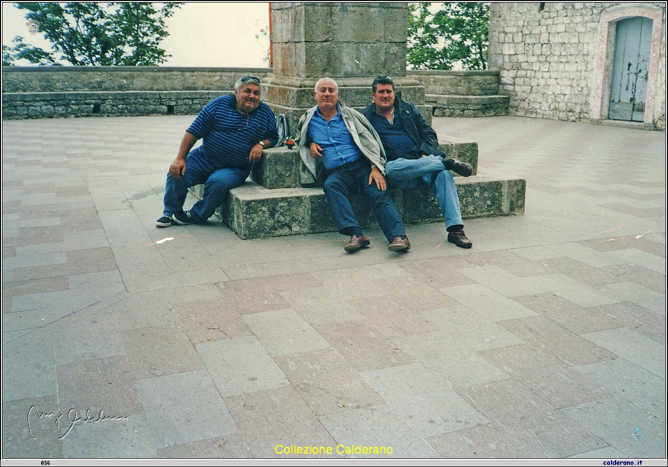 Vincenzo D'Alascio e Francesco Schettino a Novi Velia 2001.jpg