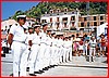 Equipaggio della Nave Impavido al Porto.jpg