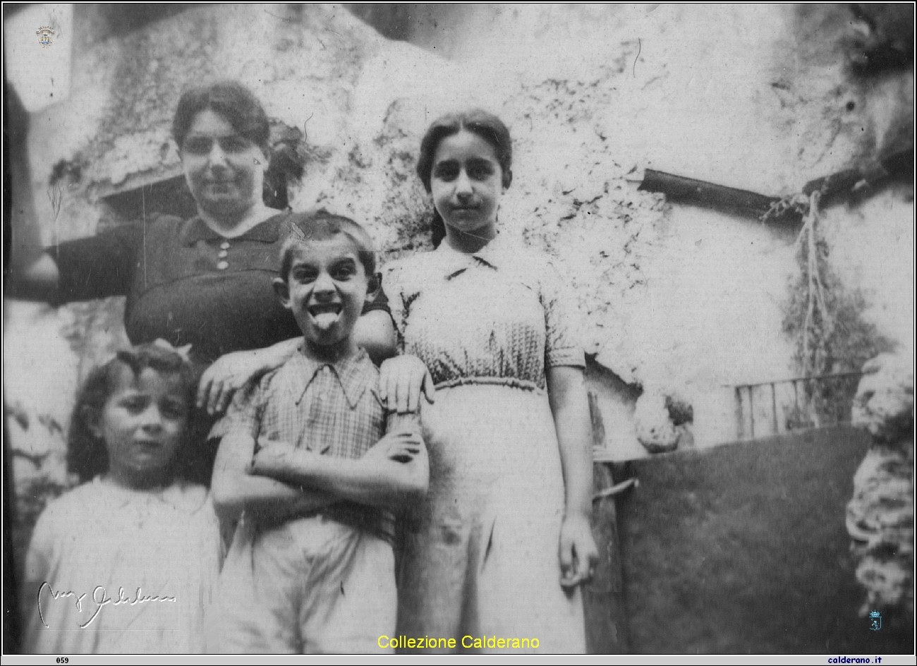 Nannina, Pinuccia, Emilia e Luigino.jpg