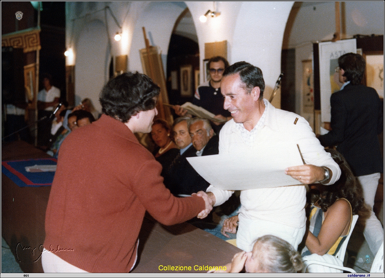 Enrico De Filippo premia all'AAST 1979 7.jpeg