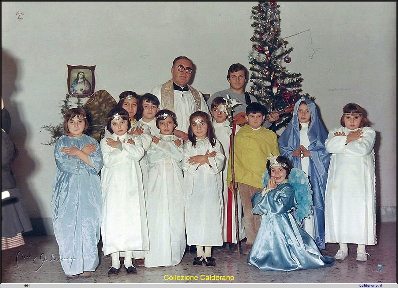 Padre Bovenzi e Ferdinando Tasca Natale 1969.jpg