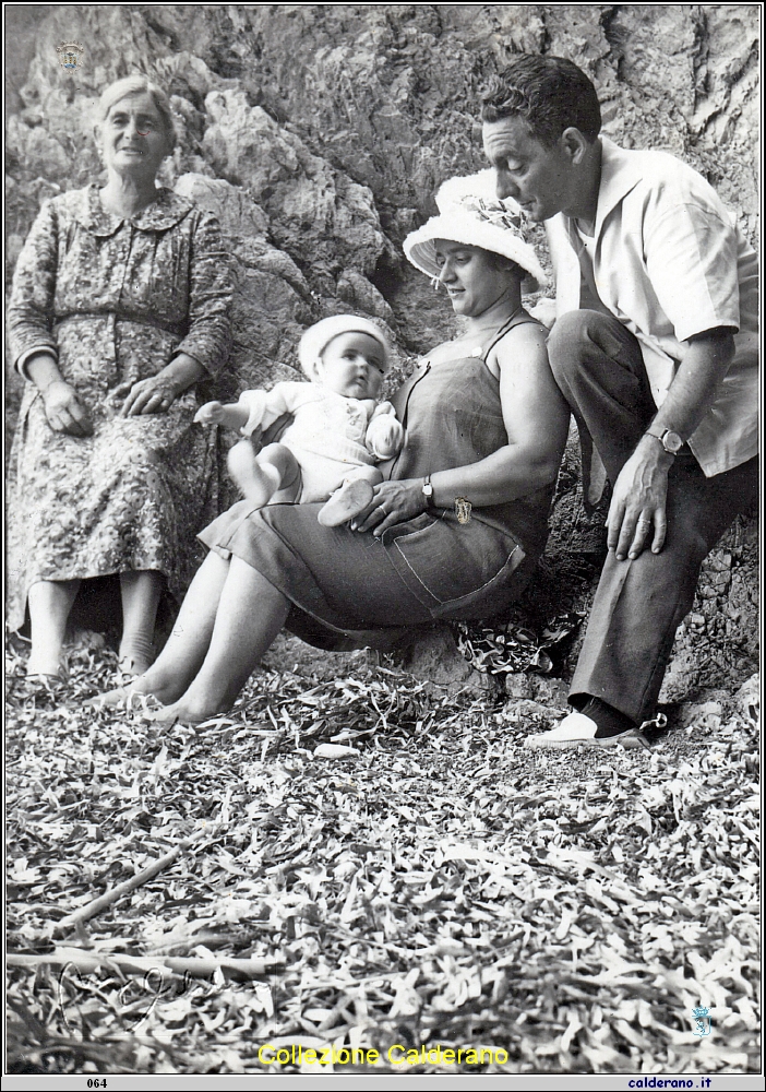 Giovanni Dammiano al mare con la famiglia.jpeg