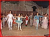 Balletto -La morte del Cigno- tra i ruderi del Castello luglio 1981.jpeg