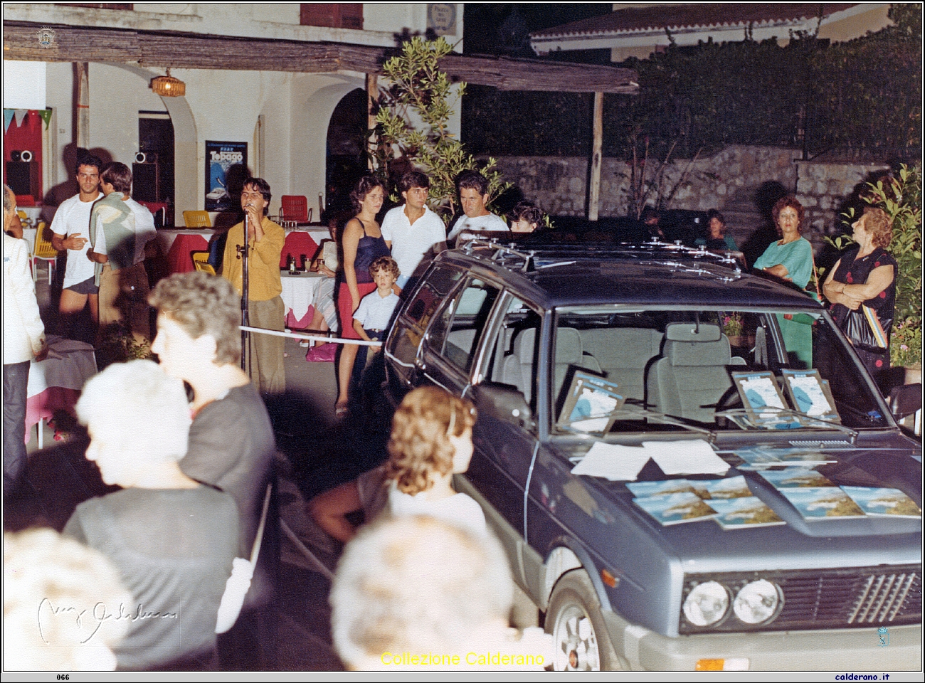 Presentazione dell'Auto Fiat Maratea a Piazza del Gesu' 1983 1.jpeg