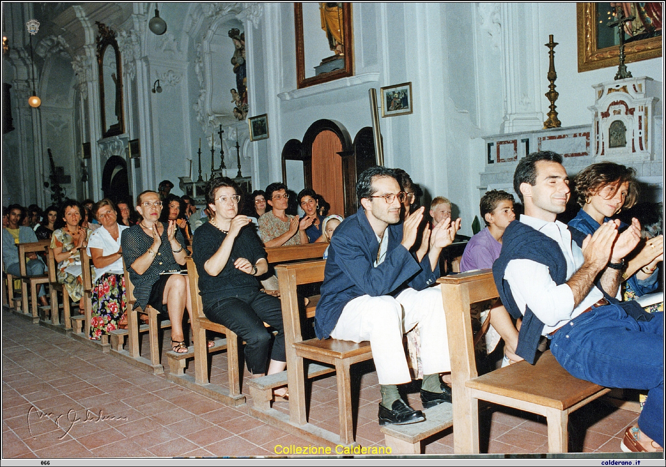 Pubblico al concerto di Floriana e Gabriella 1993 4.jpeg