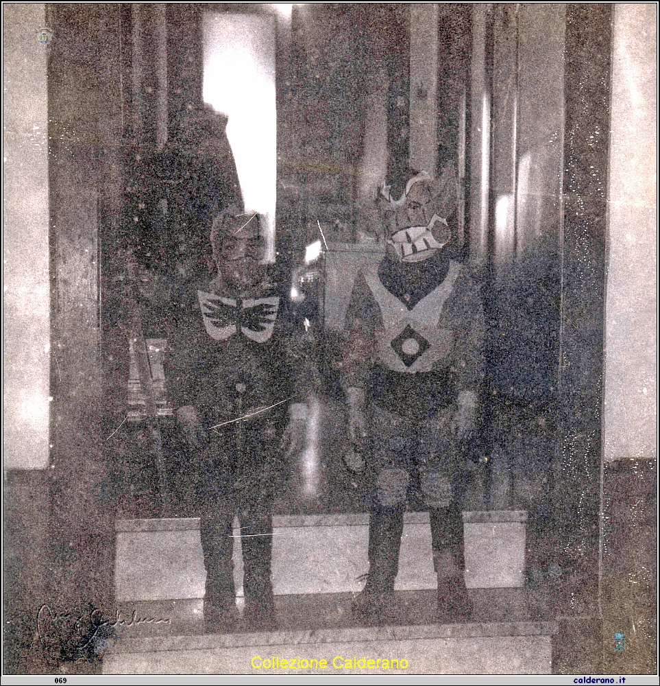 Alessandro e Gregorio a Carnevale.jpg