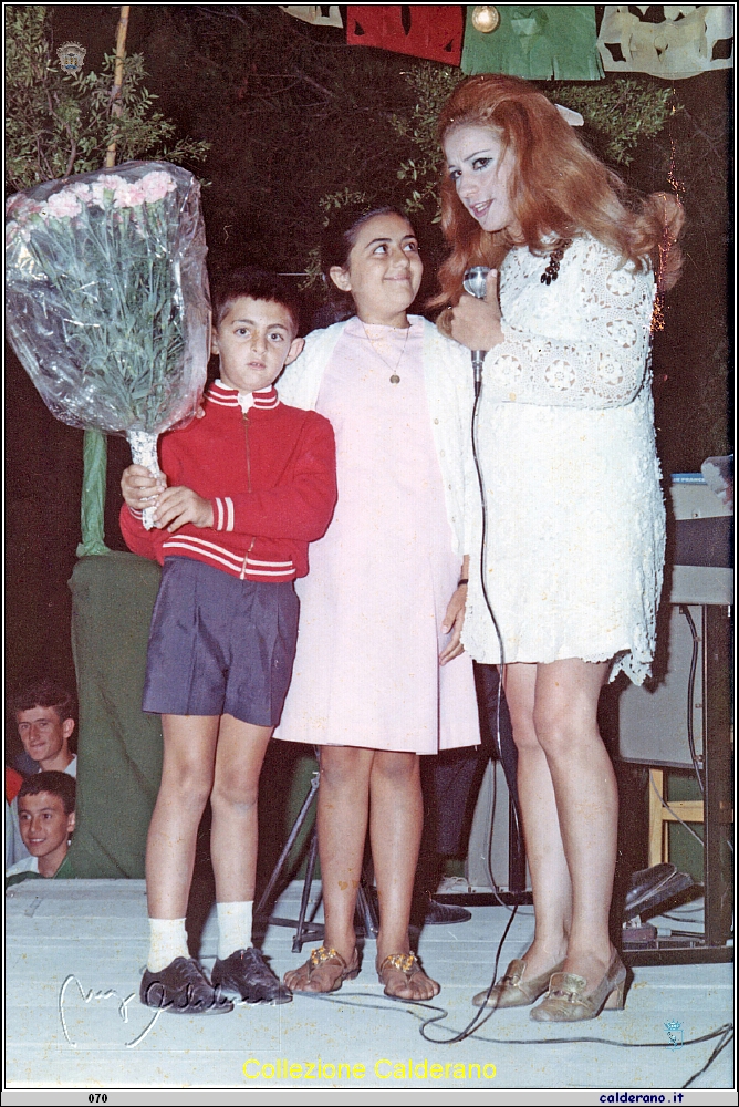 Florinda Limongi con Mirna Doris 1969.jpeg