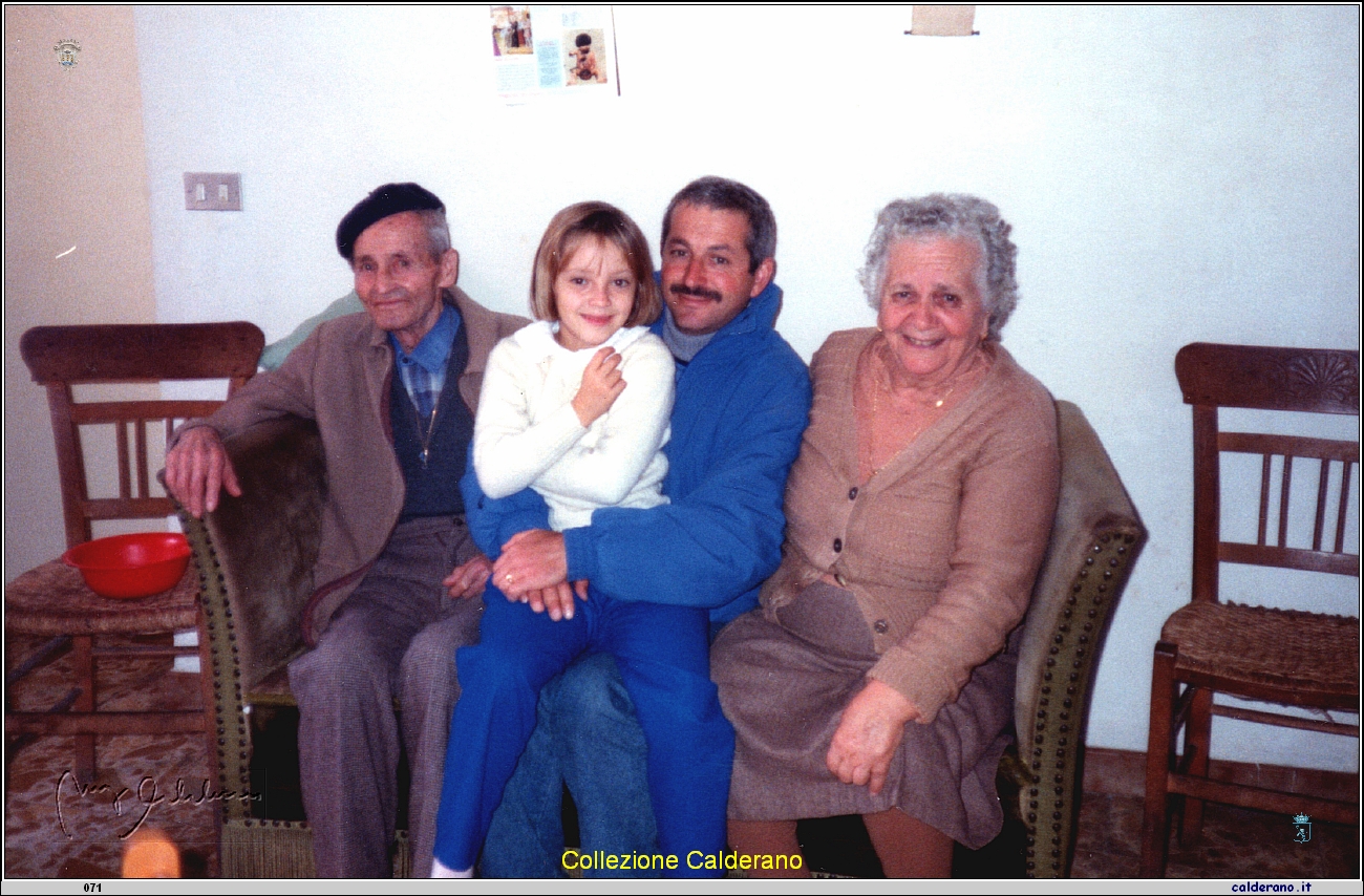 Aldo Fiorenzano col Papa', la figlia e la Mamma.jpeg