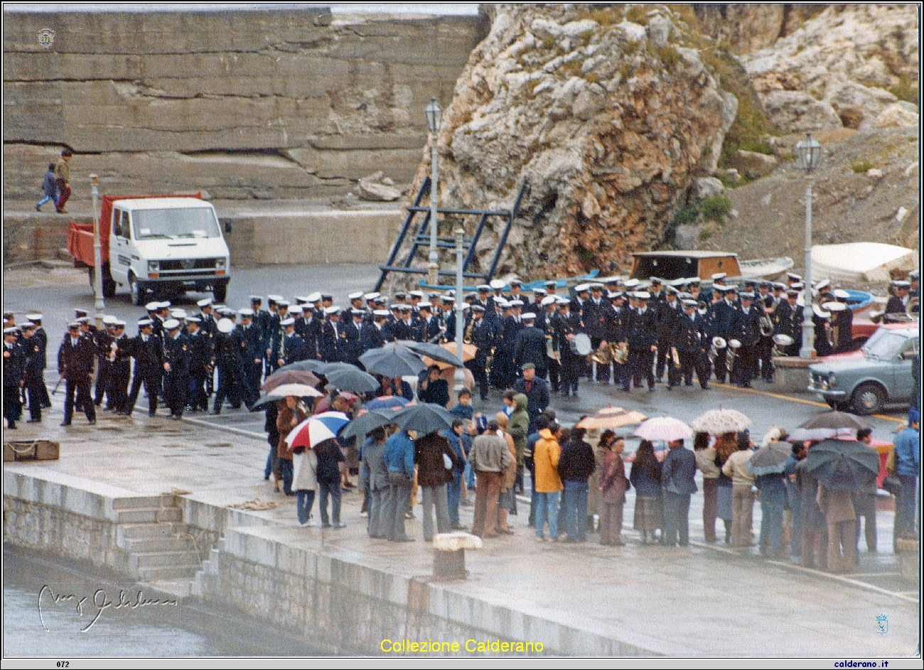 Banda della Marina Militare al Porto 1982.jpeg