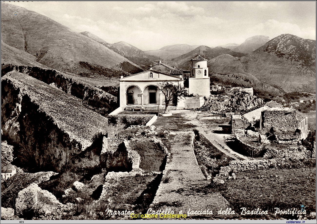 Cartolina - Castello e facciata della Basilica Pontificia .jpeg