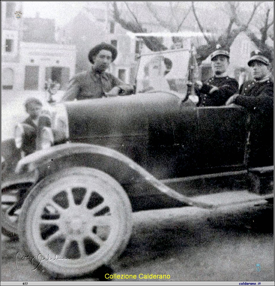 Luigi Liberatore e i Carabinieri.jpg