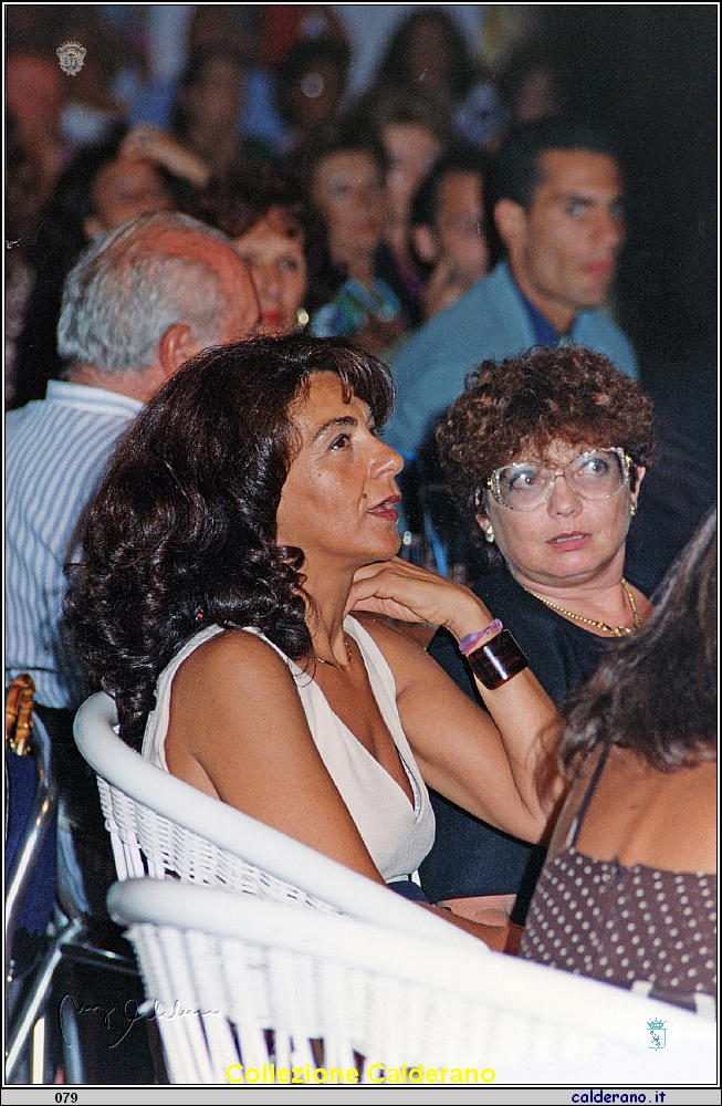 Tina Iannini e Paola Bottini alla sfilata di Moda e Mare 1993 1.jpeg