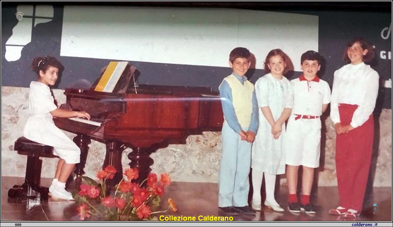 Allievi della Scuola di musica Scuola Santina De Carolis.JPG