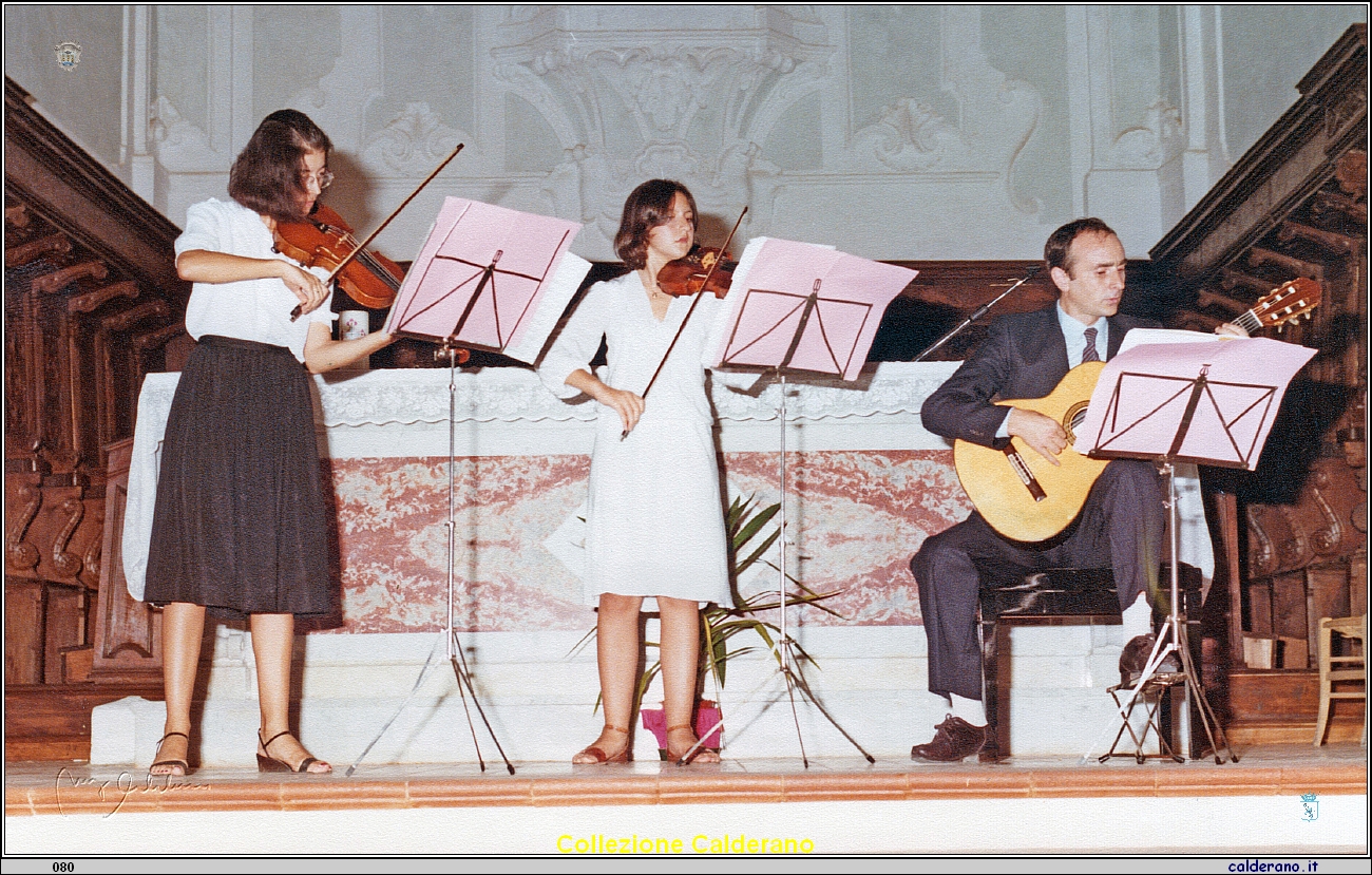 Concerto di Violini e chitarra nella Chiesa Madre 1983.jpeg