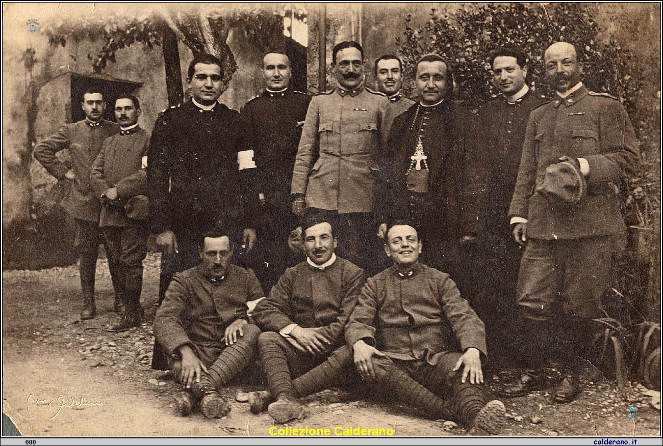 Son Domenico Dammiano con Ufficiali della guerra 1915-18 .jpeg