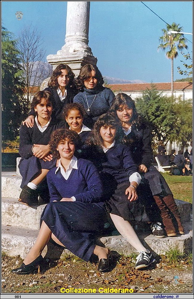 Studentesse del Magistrale, Liceo e Professionale.jpg