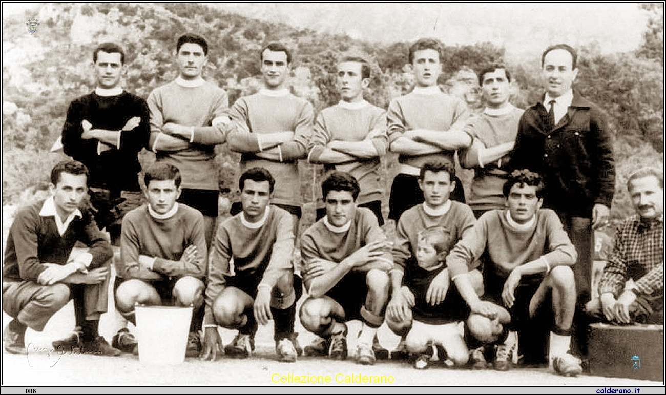 Calcio Maratea allo Stadio San Nicola.jpg