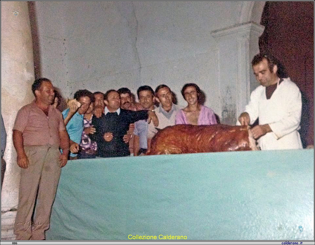 Porchetta preparata da Pasqualino Vergine a Largo Monastero.jpg