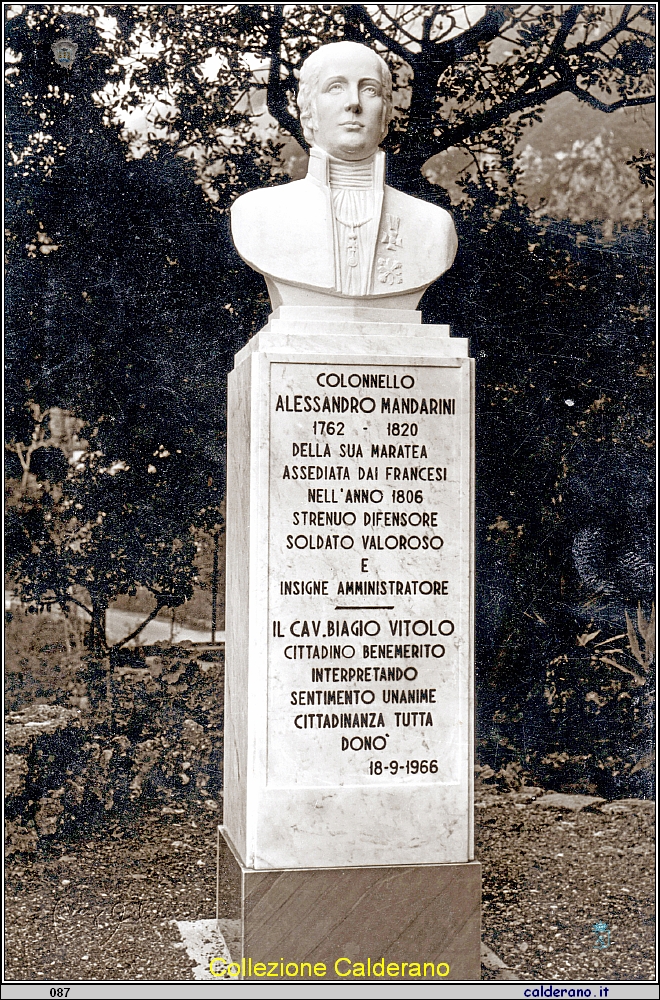 Monumento Alessandro Mandarini 1966.jpeg