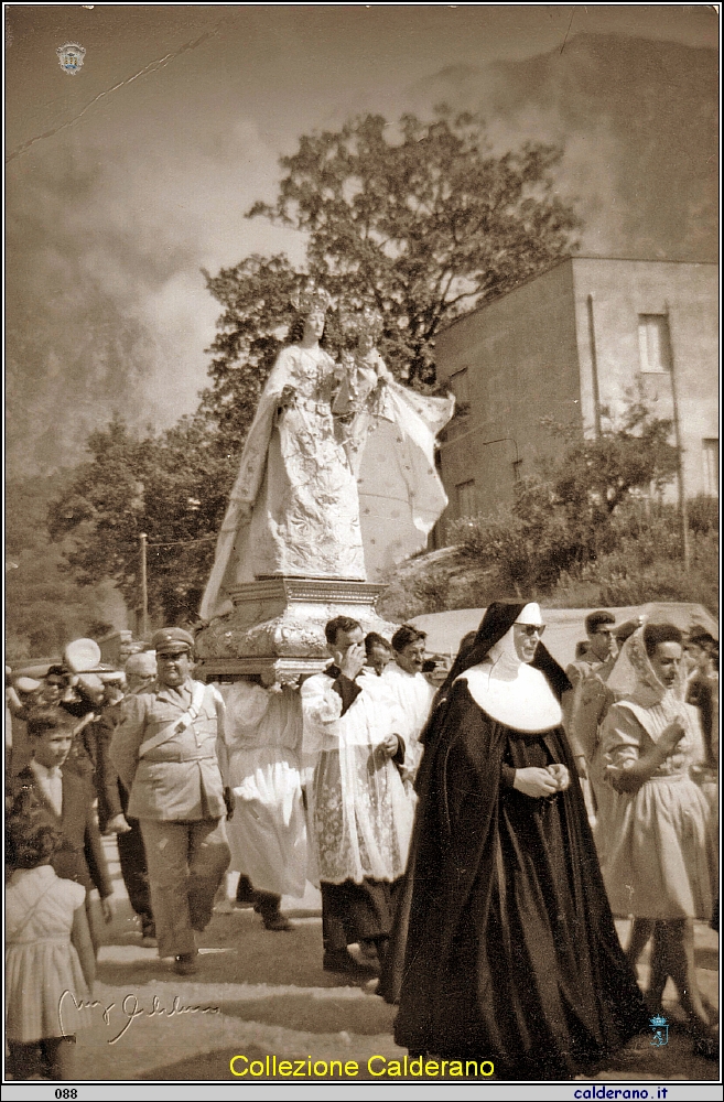 Processione della Madonna del Rosario.jpeg