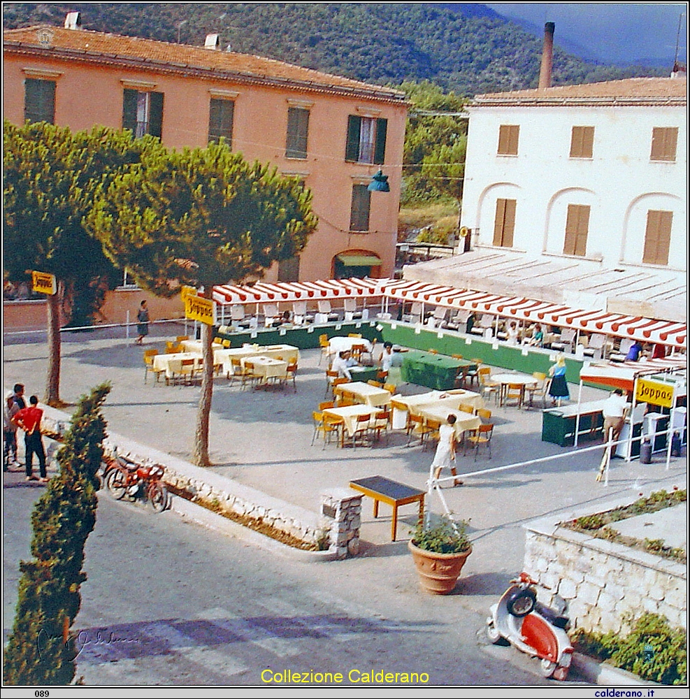 Piazza del Gesu Gara Gastronomica.jpg