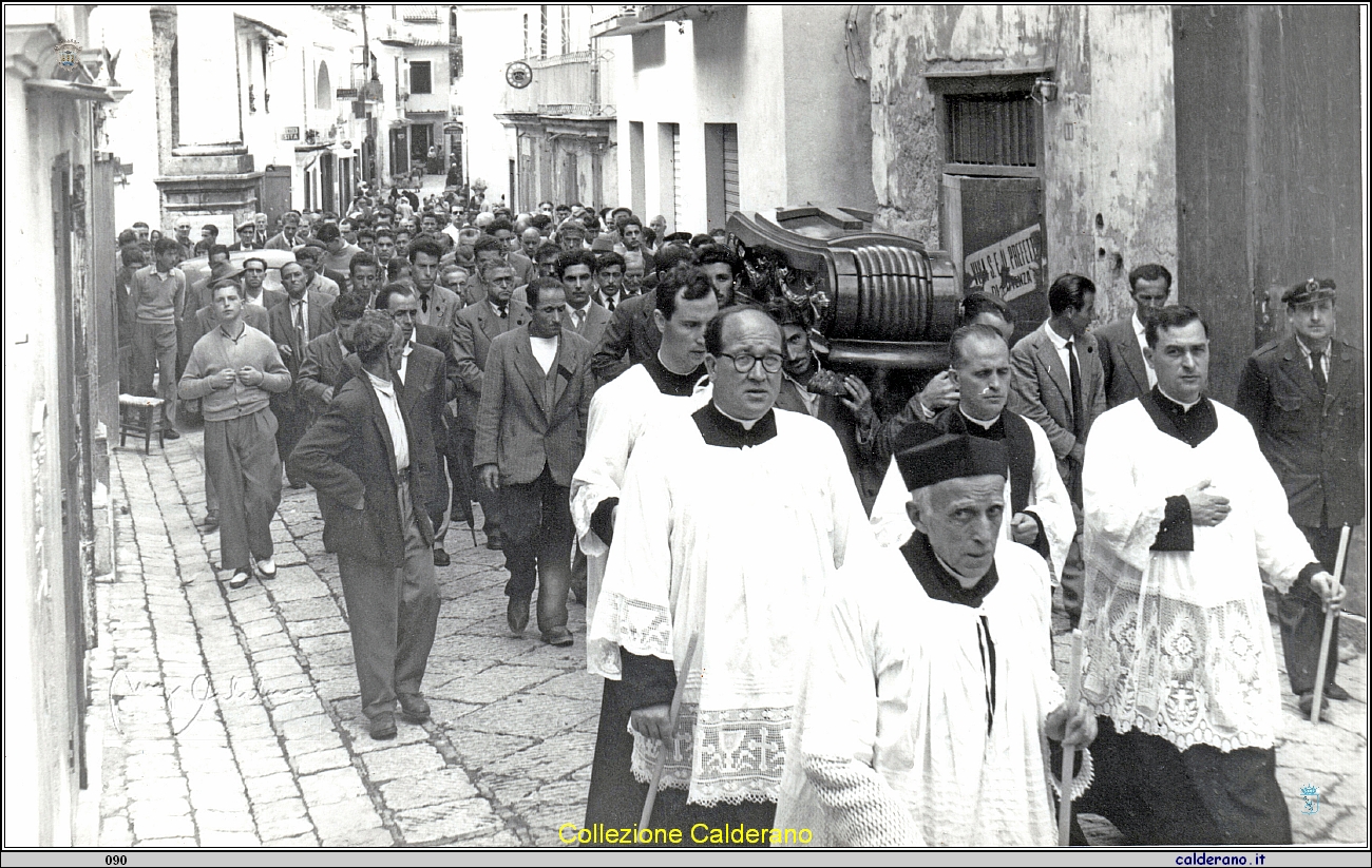 Funerale Trotta Vincenzo 1958 5.jpeg