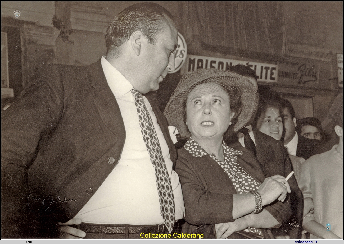 Giacomo Furia e Dolores Palumbo durante le riprese del film 'La Vedovella'.jpg