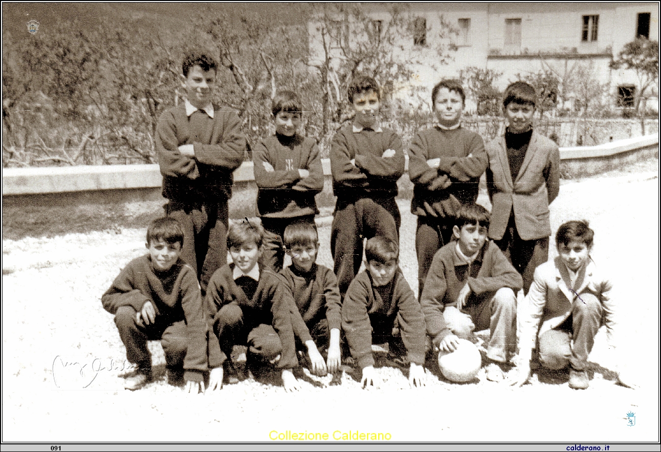 Incontro calcistico tra la 1^A e la 1^C - 4 a 1.jpeg