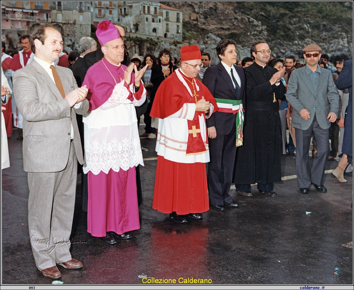 San Biagio al Porto 1982 con Antonio Brando, il Vecovo Gerardo Pierro, Il Cardinale Ugo Poletti, Il Sindaco Fernando Sisinni e il Parroco Padre Luigi.jpeg