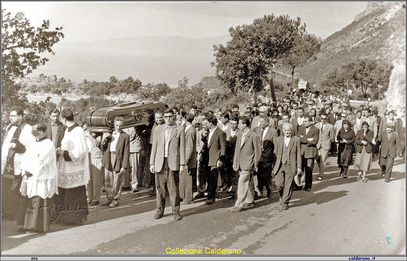 Funerale Trotta Vincenzo 1958 2.jpeg