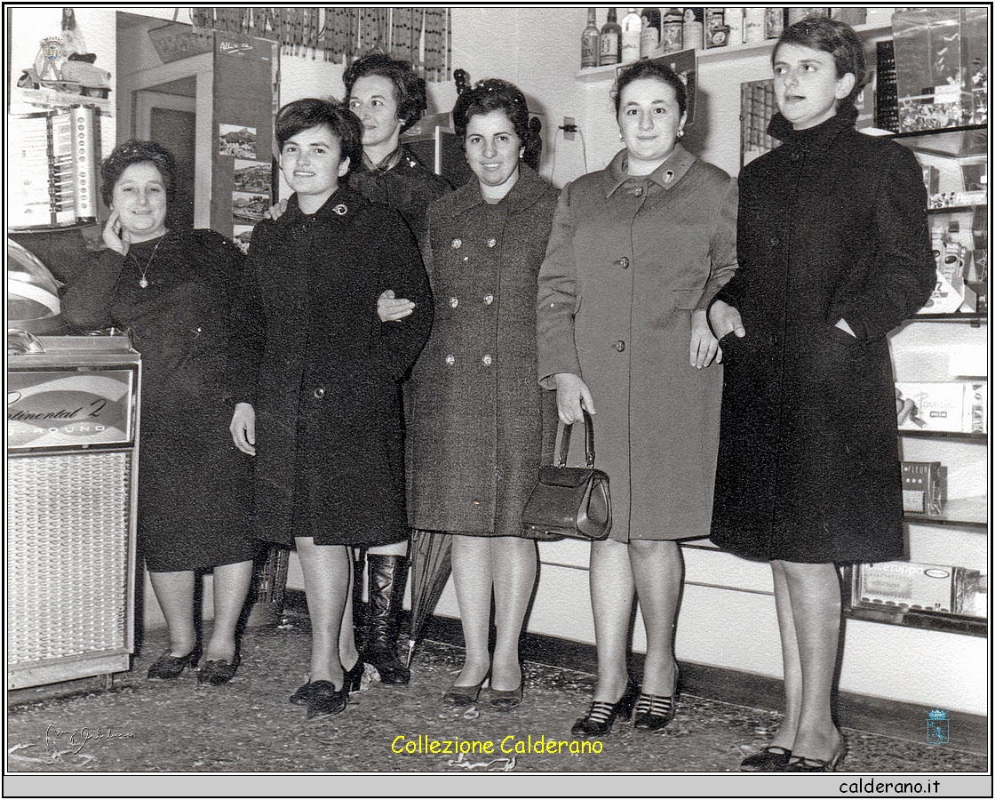 Mafalda Salvato, Liliana Bosone, Annamaria Cotilli, Franca De Lorenzo, Liliana Trotta e Rosamaria Bosone.jpeg