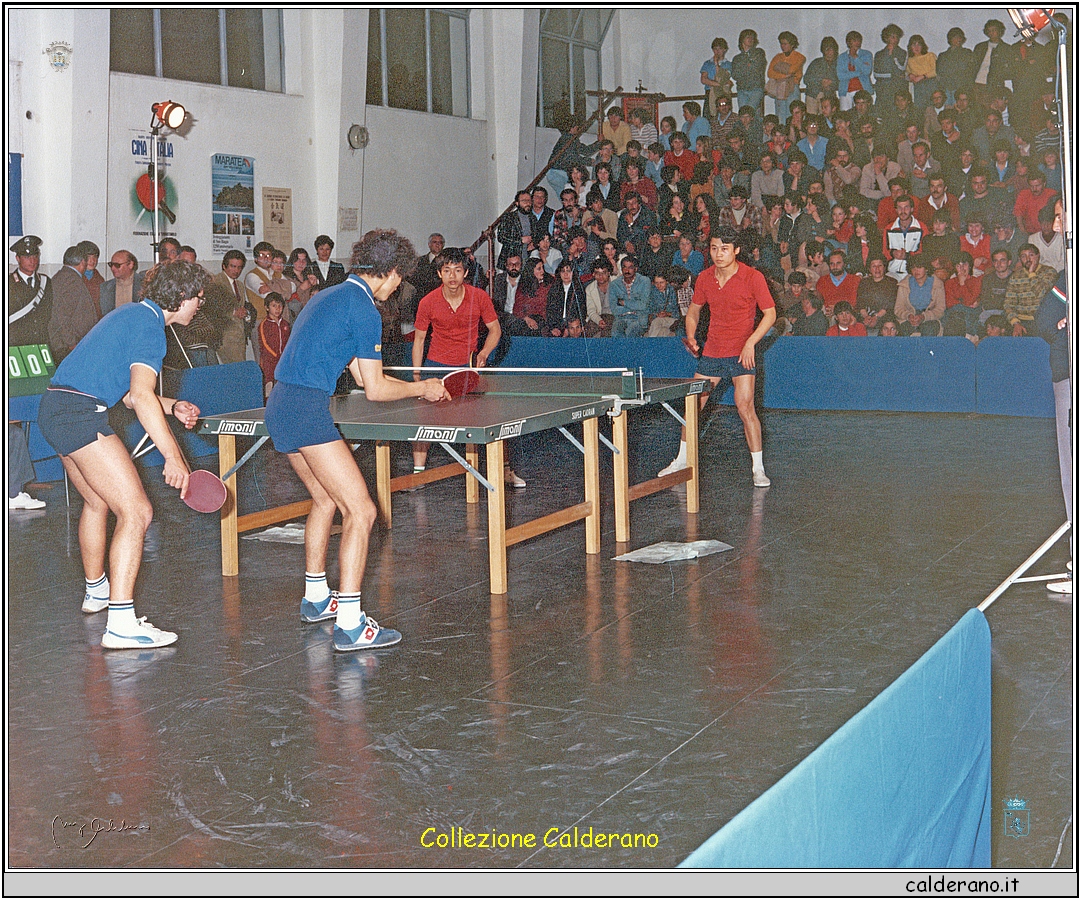 Nazionali di tennis tavolo della Cina e dell'Italia nella Palestra di Fiumicello.jpeg