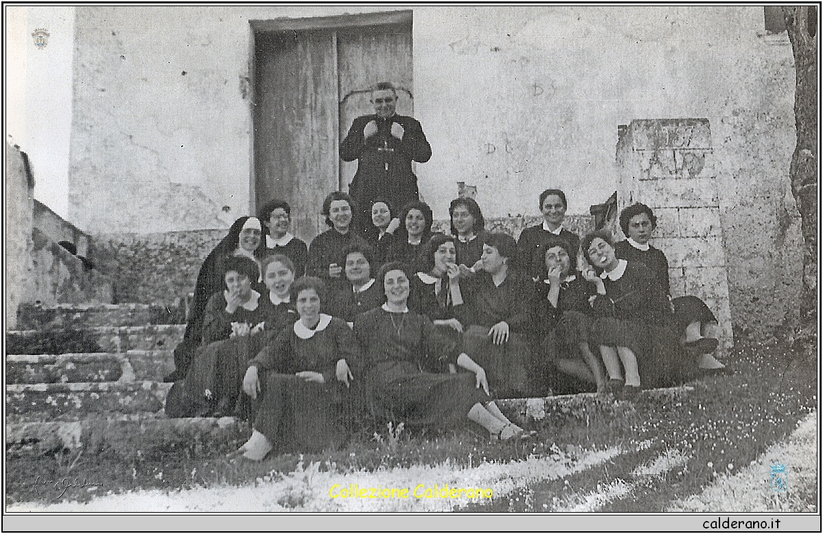 Chiesa Madonna della Neve con Padre Petrin - La lunga strada 1958.jpeg