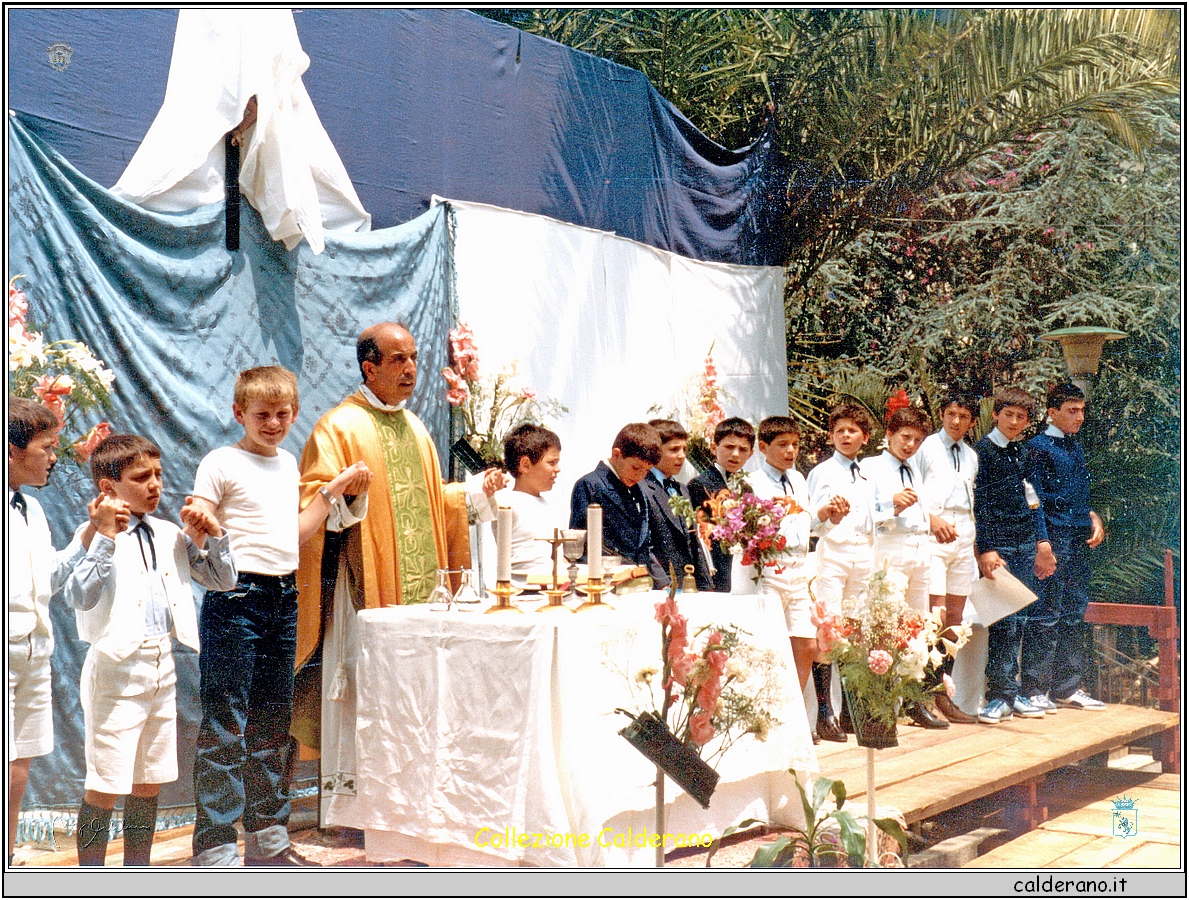 Colonia di Fiunicello - Comunioni con Don Vincenzo 2.jpeg