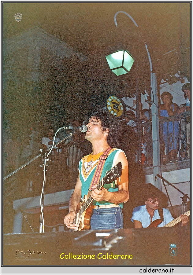 Fausto Leali in piazza Burfaglia 5 .jpeg