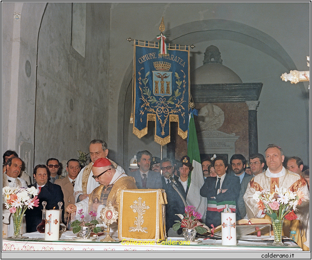 Celebrazione del Cardinale Poletti con il Vescovo Pierro.jpeg