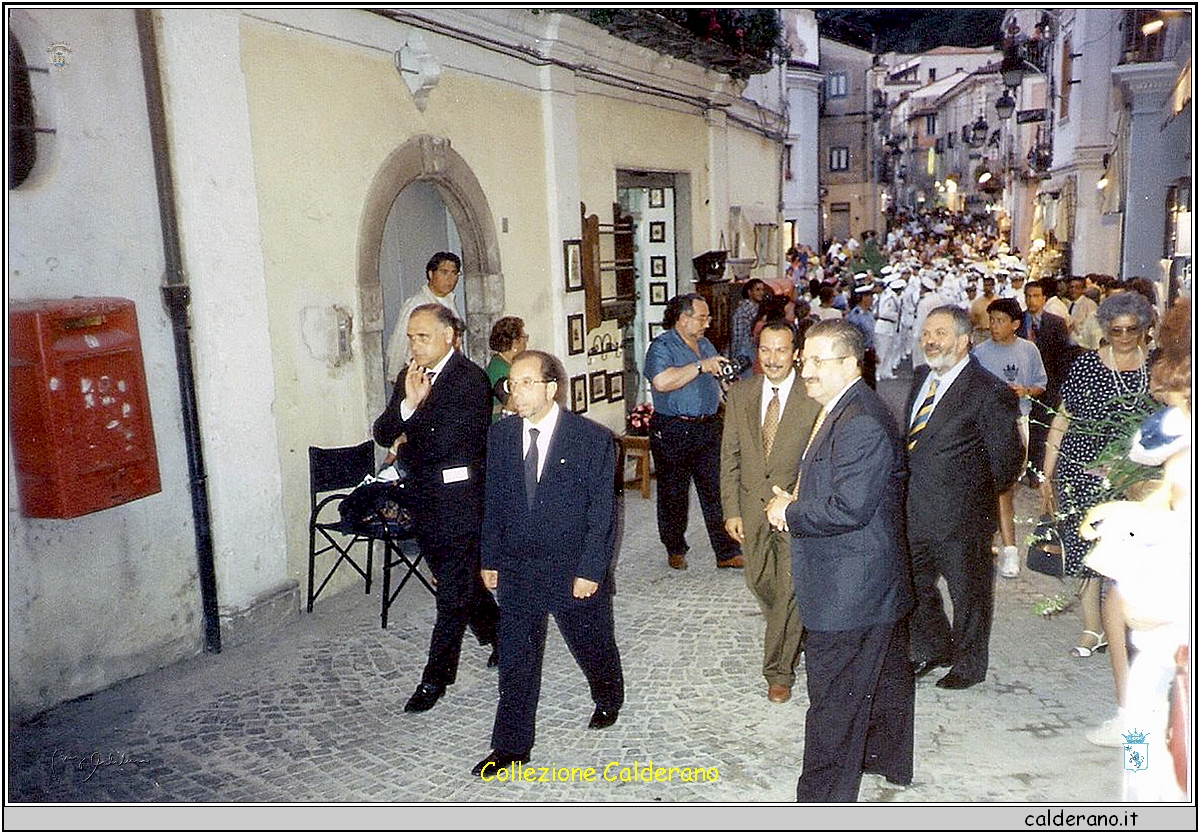 Festa in Via Cavour con Francesco Sisinni e Mario Di Trani.jpg