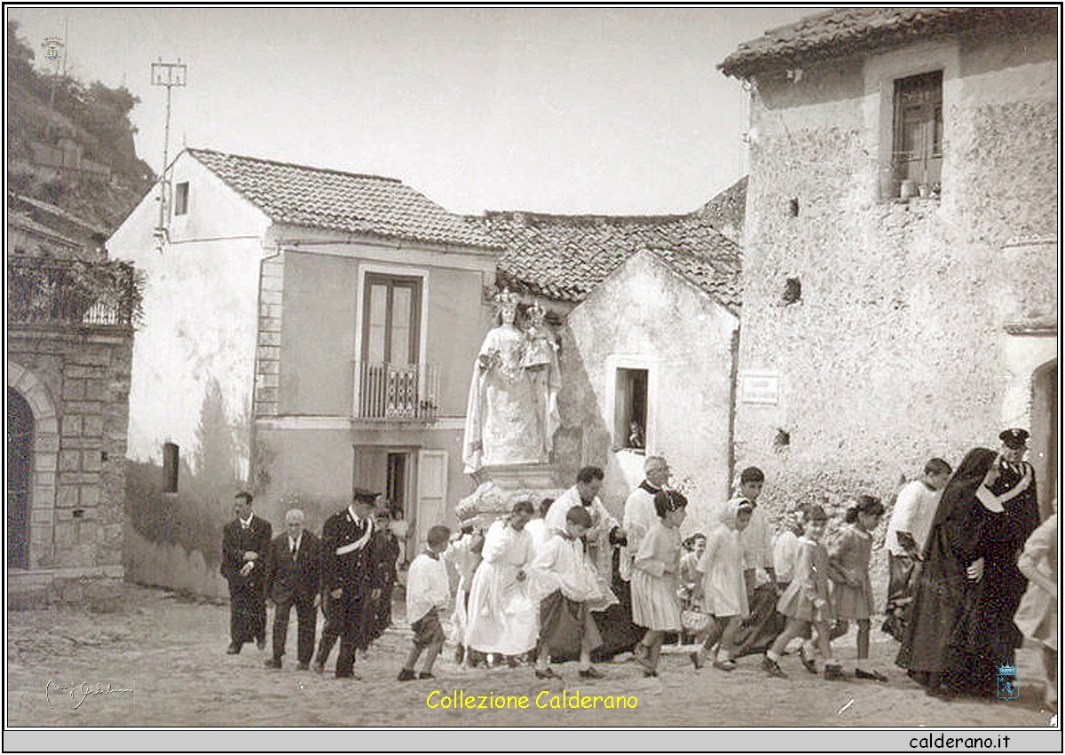 Processione della Madonna del Rosario.jpg