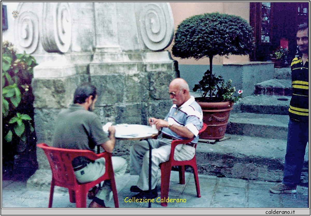 La scopa con Gino Felice e Biagio Cernicchiaro.jpg