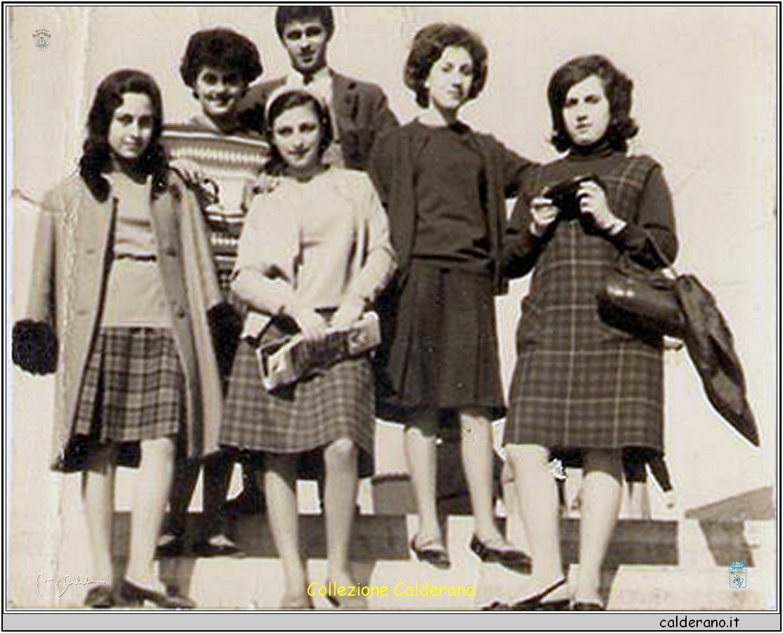 Antonella Barberio, Elvira La Torre, Maria Avigliano, Nicola Manfredi, Maria Gambardella e Pina Troccoli.jpg