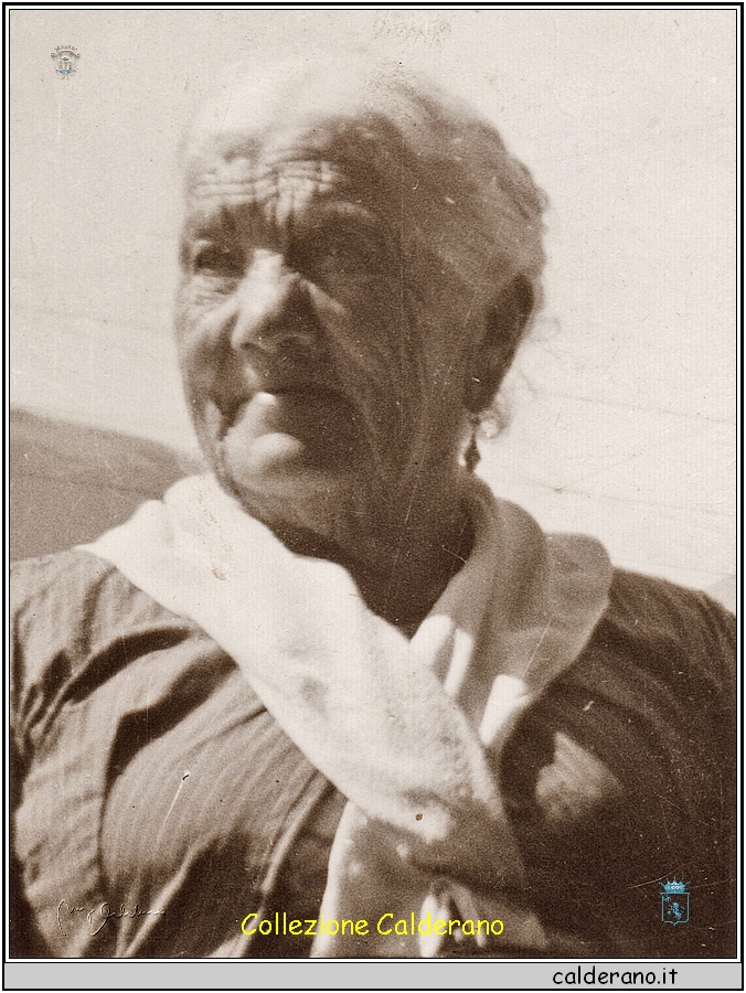 Emilia Giglio in Calderano - Mammamilia 1951.jpeg