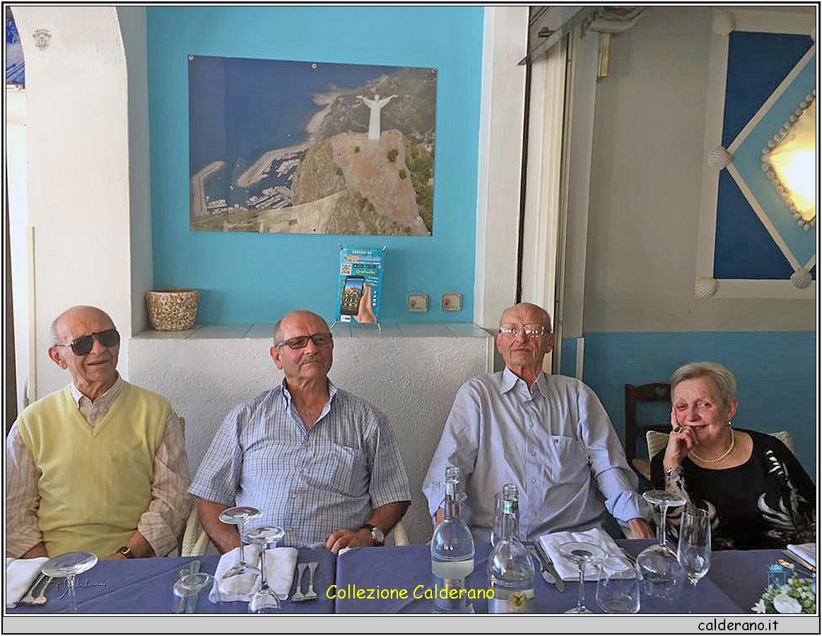 Fratelli Brando Caporale Giovanni, Antonio, Peppino e Rosa.jpg