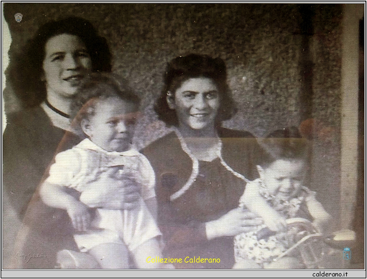 Michele e Gianfranco D'Alascio con Mamma e Zia.JPG