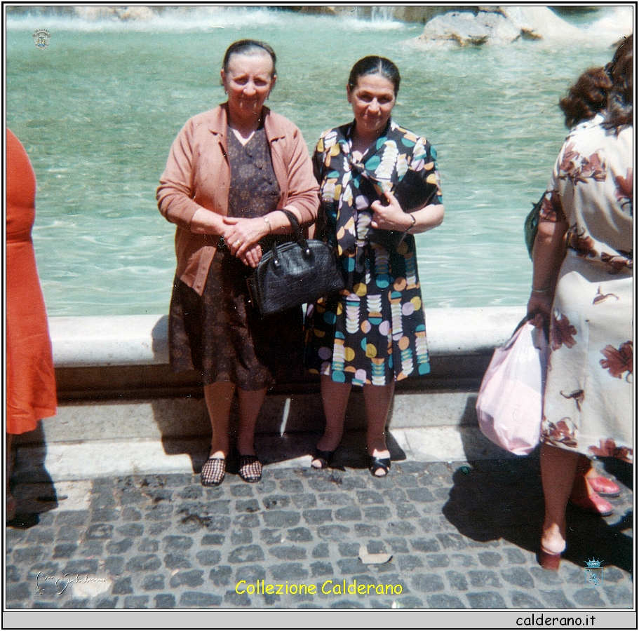 Fortuna e Maria alla Fontana di Trevi.jpeg