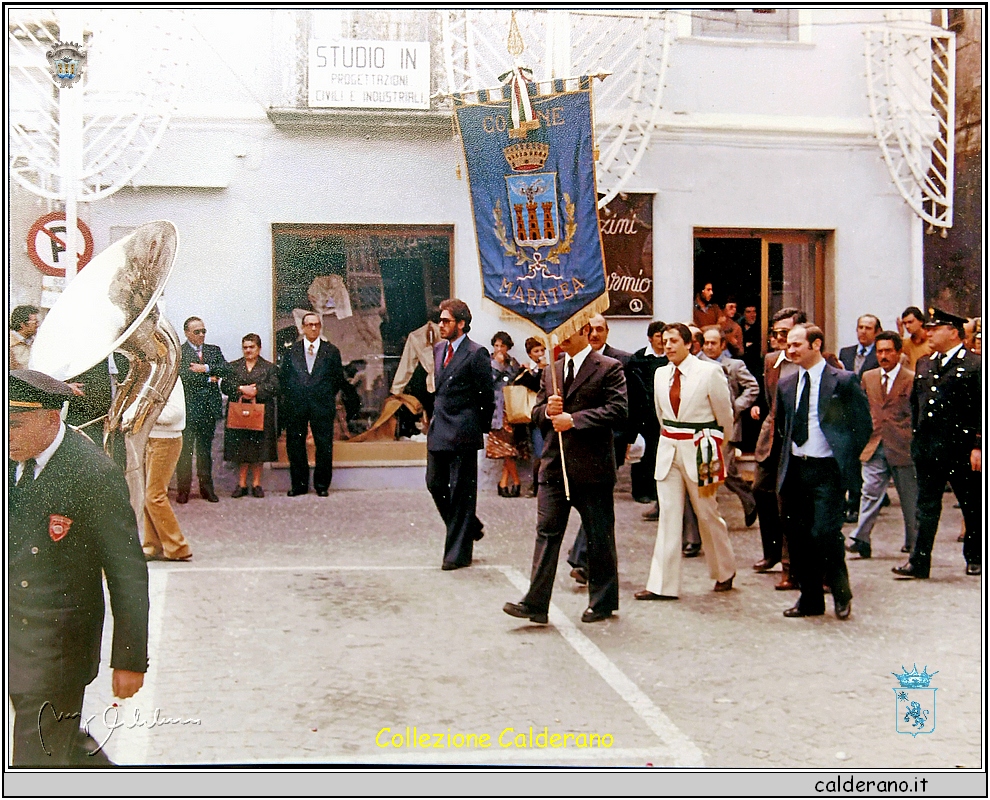 Il Sindaco Fernando Sisinni alla Processione di San Biagio.jpg