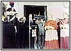 Fedrnando Sisinni consegna la targa al Cardinale Oddi 1982.jpg