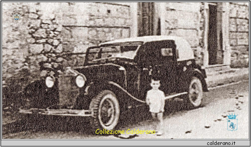 Antonio Marini con l'auto del padre Girolamo.jpg