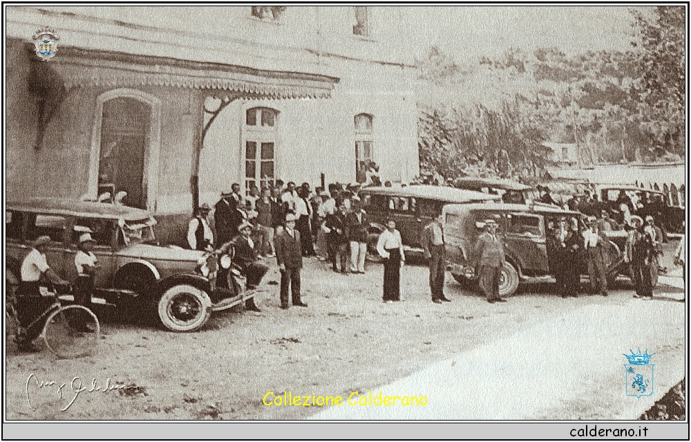 La stazione ferroviaria terminata nel 1894.jpg